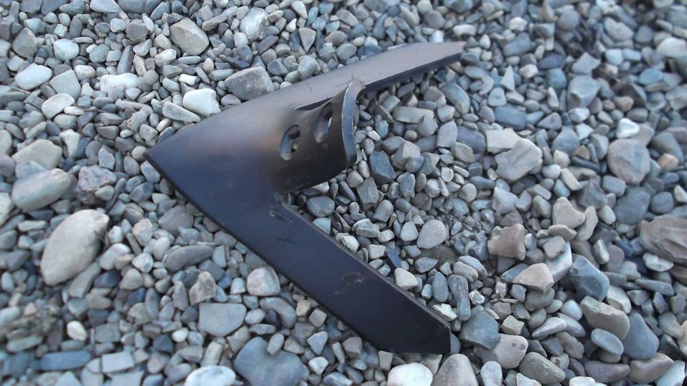 sageata combinator, sageata Bednard Bomet