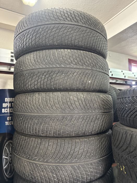 275.55.19 4 бр зимни гуми MICHELIN Гумите са като нови !