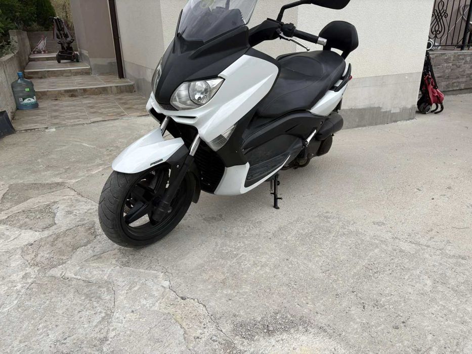 Yamaha X max 250 мотоциклет