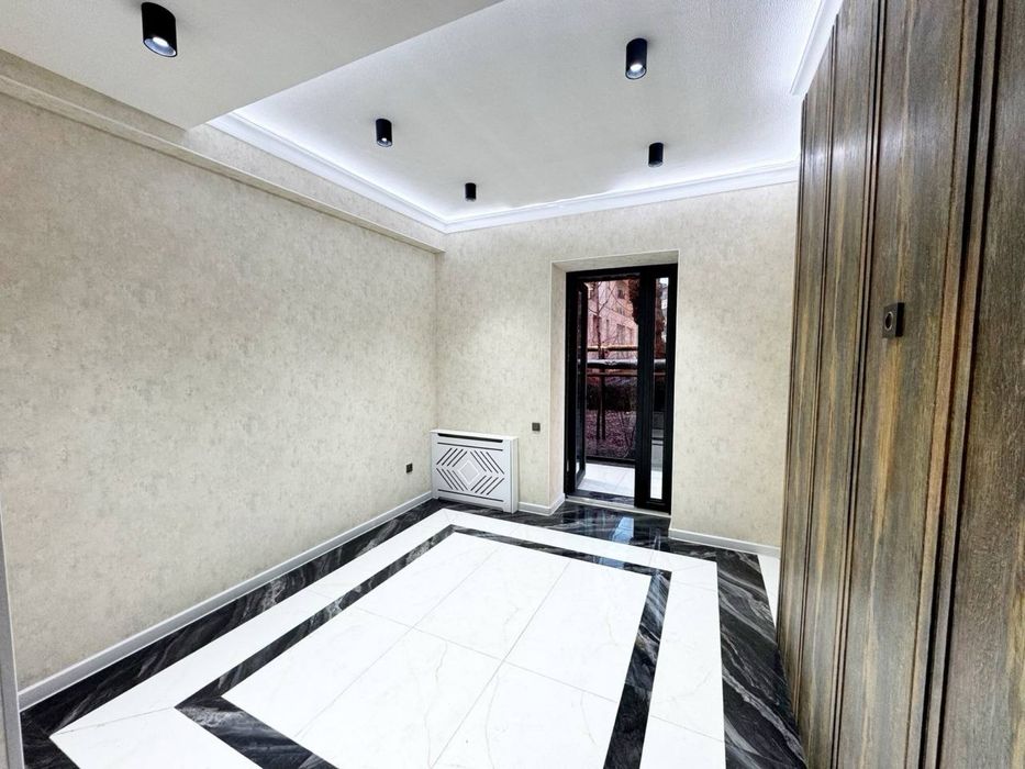 Метро Айбек Гостиница Россия "Prime time" площадь: 75 кв.м