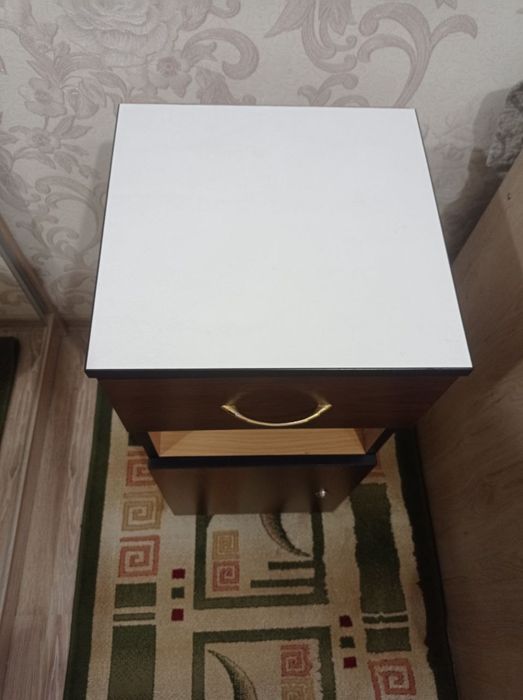 Тумбочка в отличном состоянии