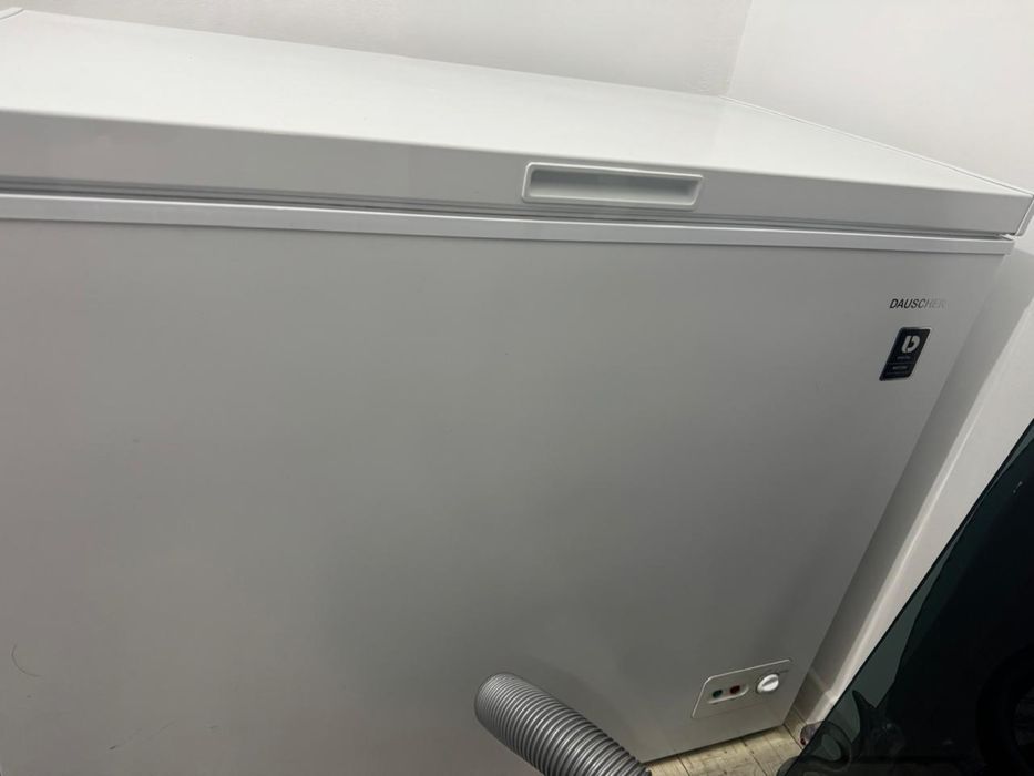 Продам морозильник