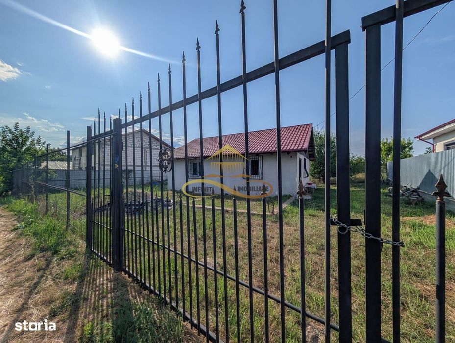Casă de vânzare – Bacău, zona URA