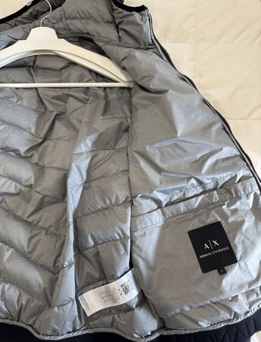 Яке Armani Exchange