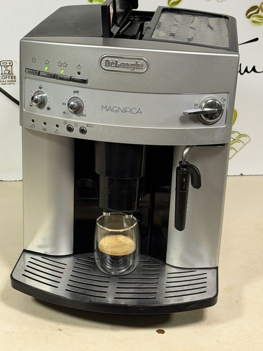 Кафемашина кафе автомат delonghi magnifica с гаранция