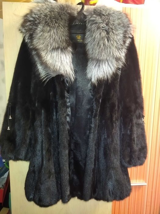 Шубка норковая расклешенная