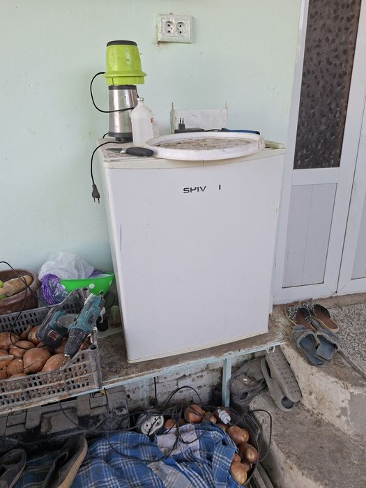 Холодильниклар сотилади