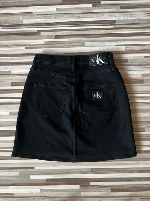 дамски поли Calvin Klein, Boss, Levi’s