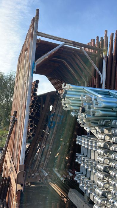 Lot 1500 mp schela metalica import Italia