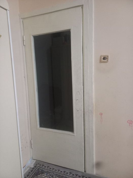 Eshik va derazalar sotiladi 100.000