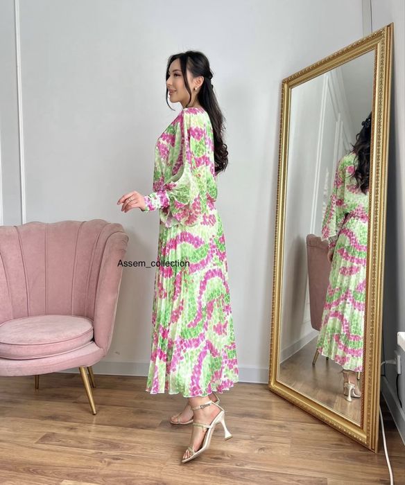 Вечернее необычно красивое платье