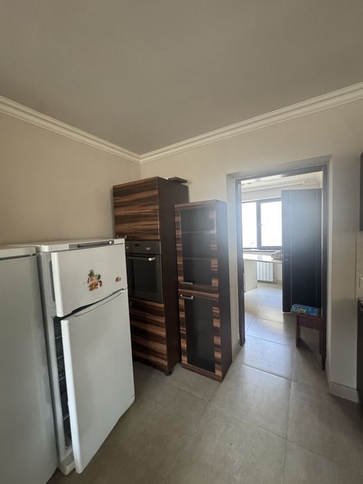 Продам гарнитур для кухни