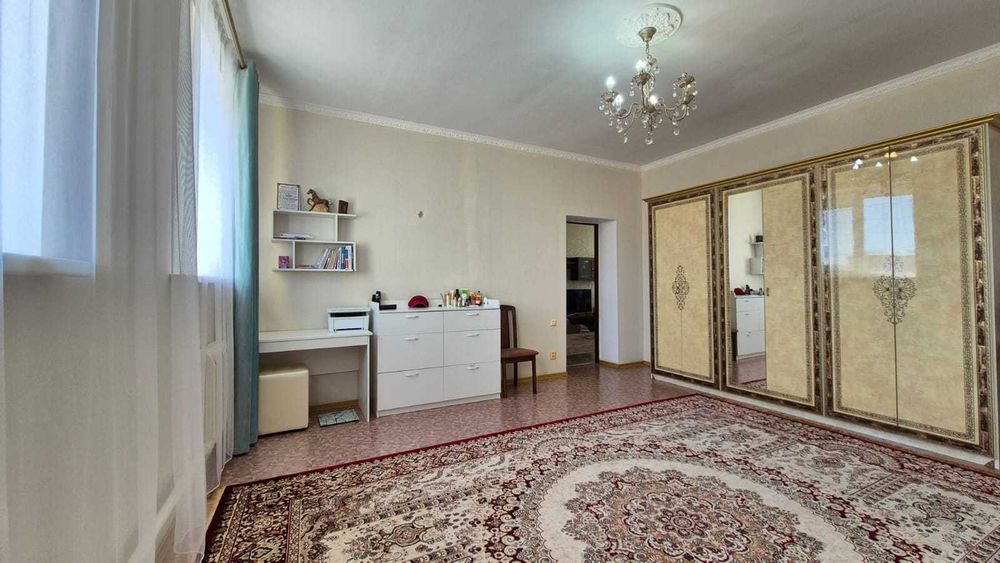 Коттедж, мкр. Геолог