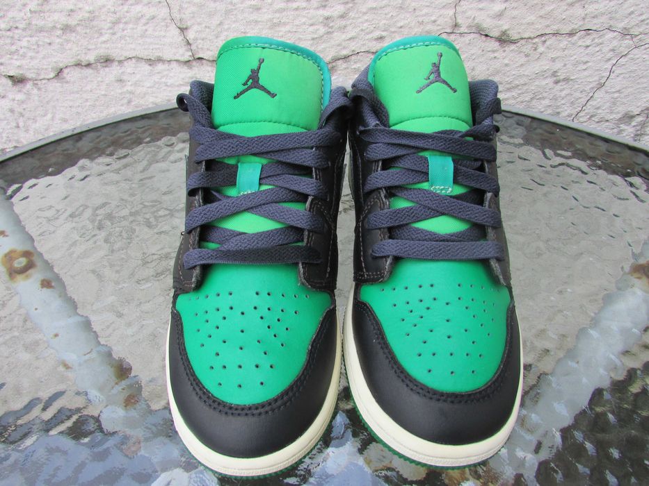 Детски маратонки Nike Air Jordan 1 Low ‘Lucky Green’