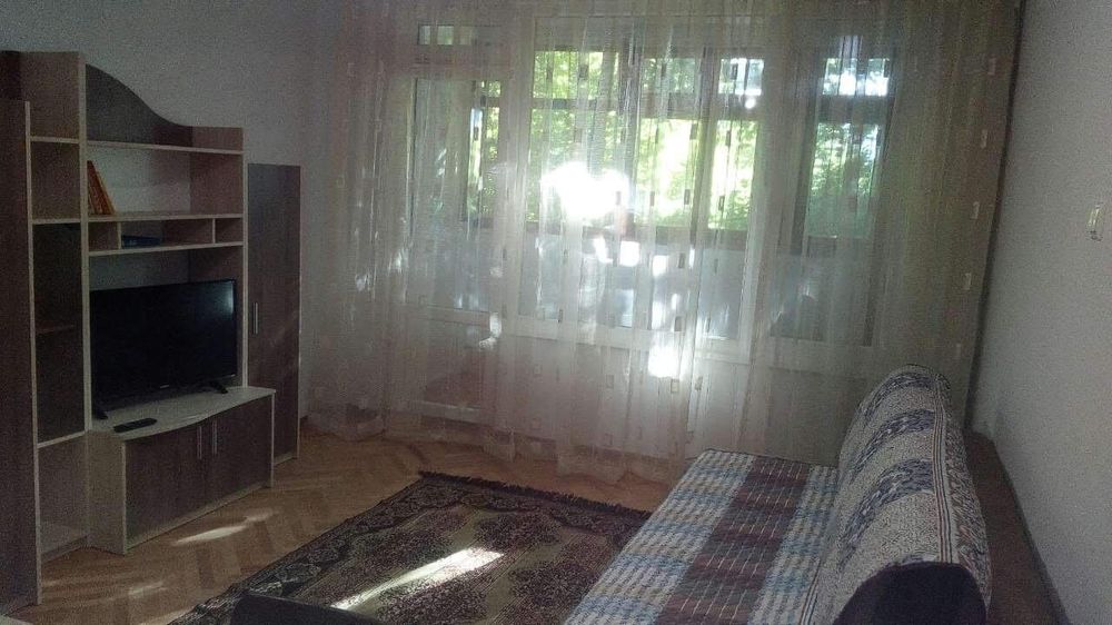 Дава се под наем Двустаен апартамент в Бургас, Лазур - 74 кв.м за 433.5 € - Снимка #3