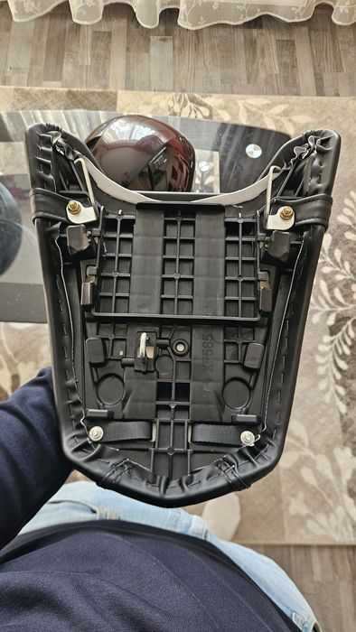 Șa ( Passenger Seat ) Honda CB/CBR 650