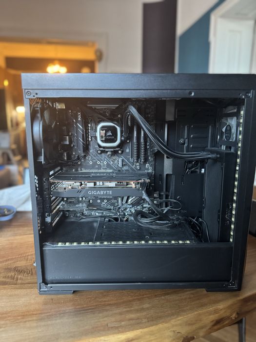 Компютърна конфигурация ryzen 5 3600 raedon RX 5500 XT