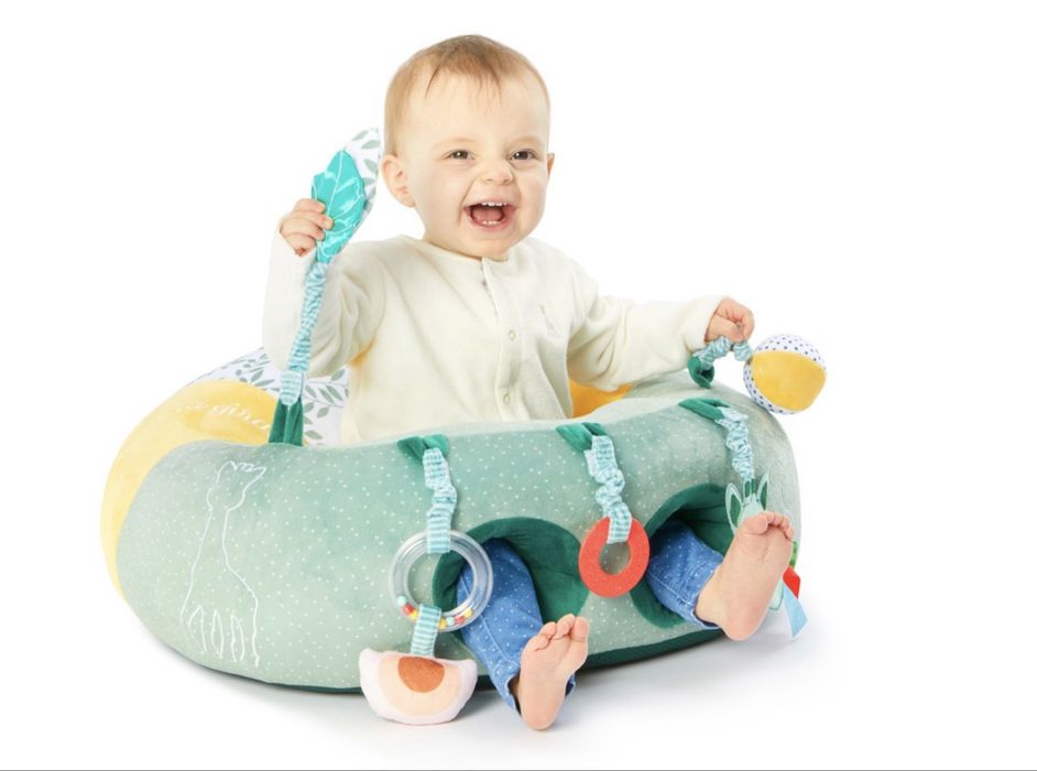 Бебешки пуф с активности жирафчето Софи