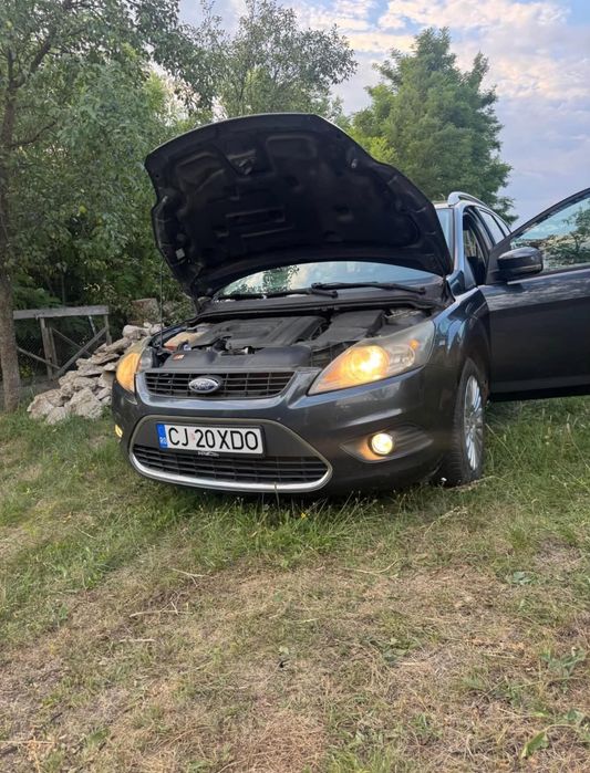 Vând Ford focus din 2009 model 2010