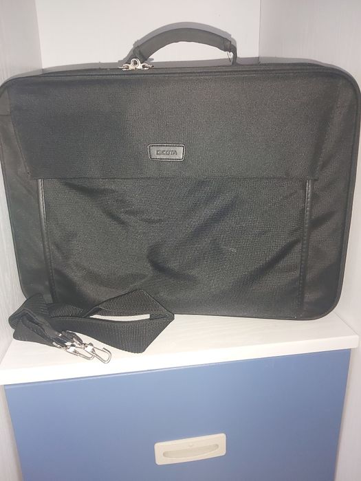 Geanta laptop Dicota