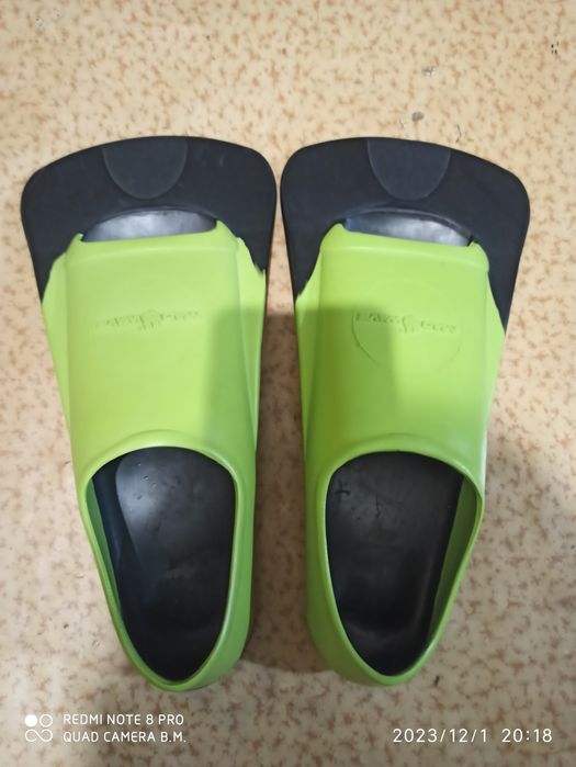 Ласты, лопатки для плавания