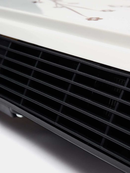 Vitek VT-4404 isitgich.Tavsiya etilgan maydon: 25-30 kv. m.