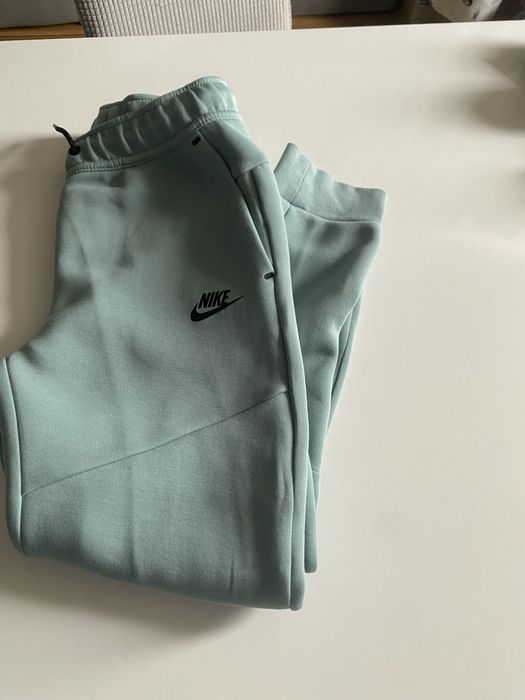 Екип Nike Tech Fleece 147-158