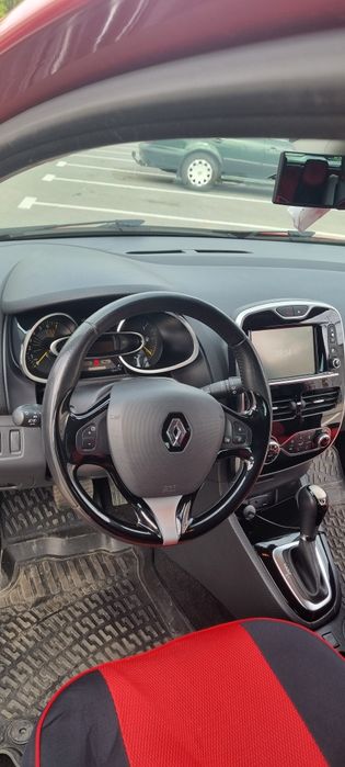Vând Renaul Clio 4 din anul 2015. Cutie automata  1.2 benzina . Număr contact 0756883726