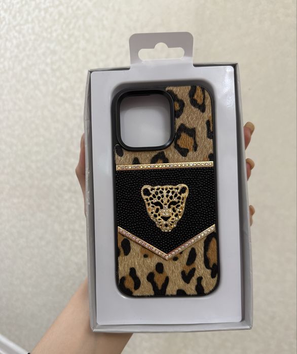 Чехол на айфон 16 pro