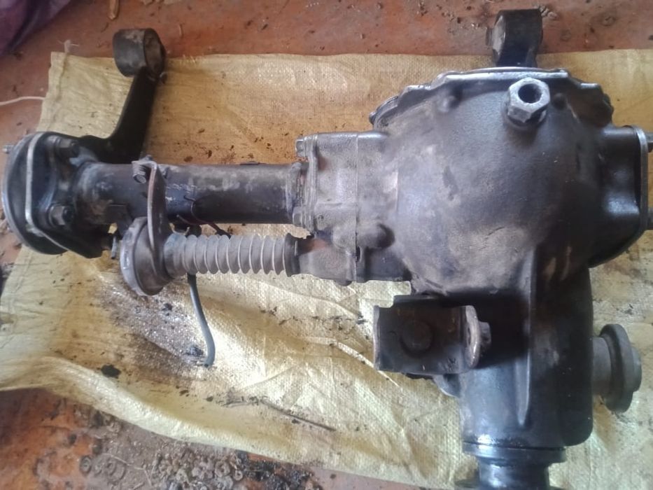 Паджеро 2 продам передний мост