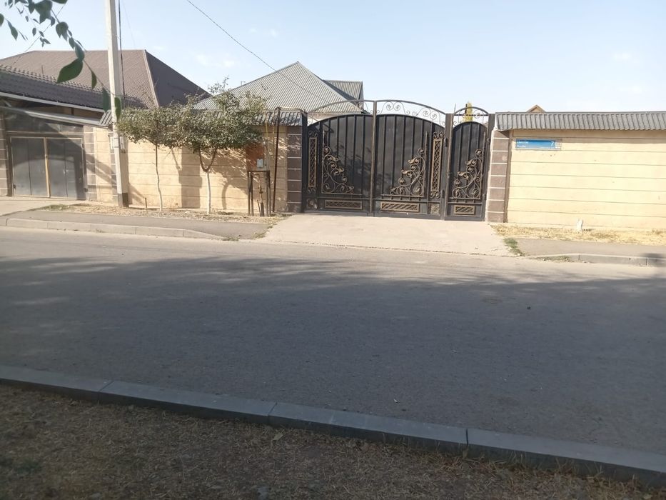 Дом продаётся срочна