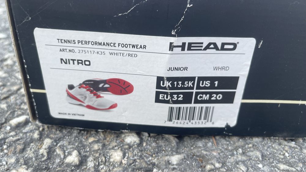 Оригинални обувки за тенис Head. Много са удобни и меки. Цена- 25 лева