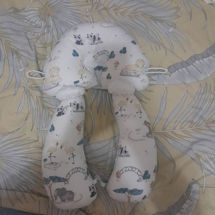 Продам кроватку,  ходунки.