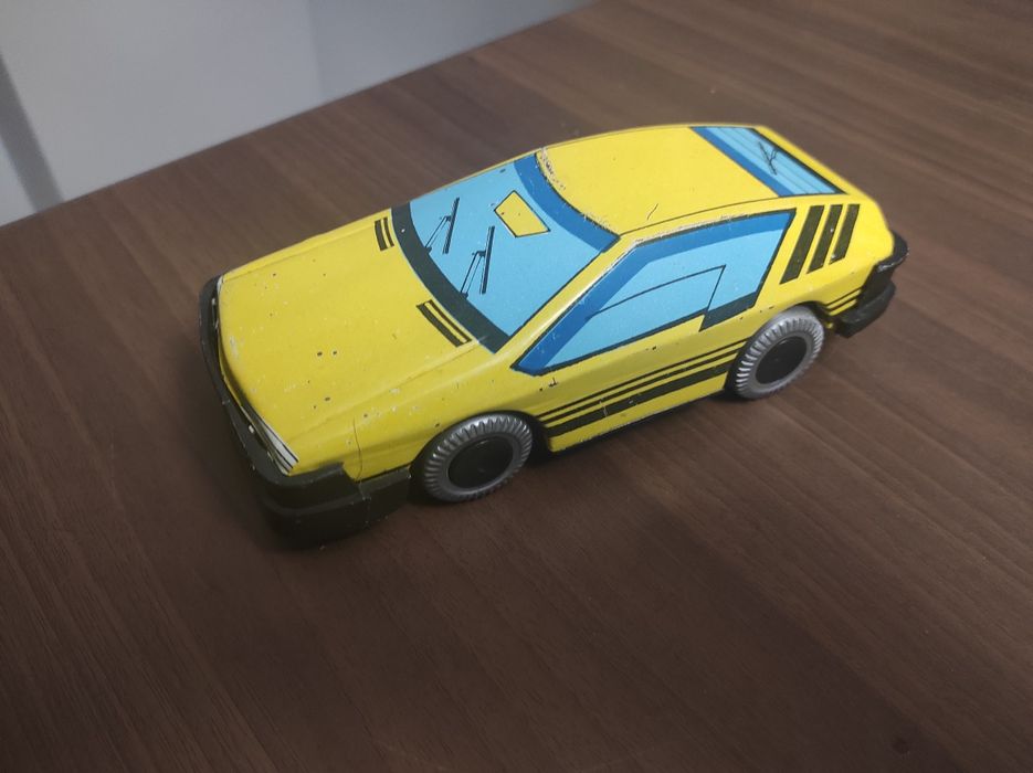 Раритетная модель машинки. Инерционная, СССР.