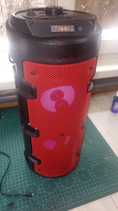 Продам Блютуз - колонку!