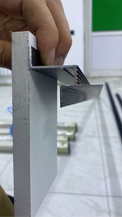 парящий , теневой потолочный профиль