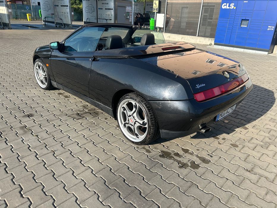 Alfa Romeo Spider 915