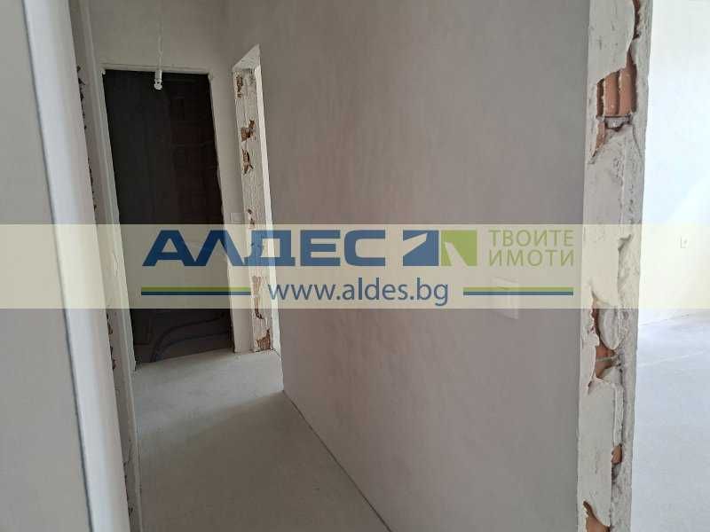 Продава се Тристаен апартамент в София, Банишора - 91 кв.м за 2341 €/кв.м - Снимка #3