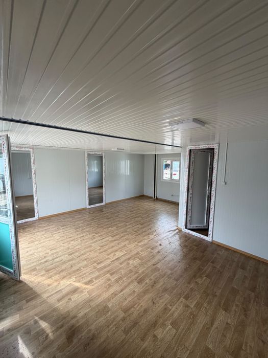 Containere modulare lipite intre ele sau tip terasa vitrina orice model cerut se poate executa pe comanda