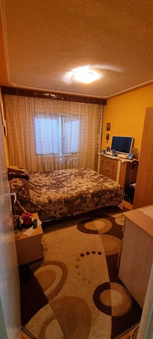 Închiriez ap. 3 camere decomandat, NICOLINA CUG lângă Lidl