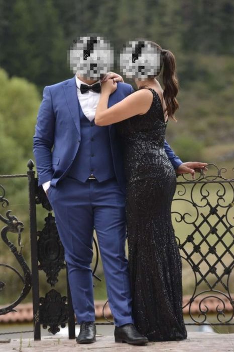 Официален костюм и рокля