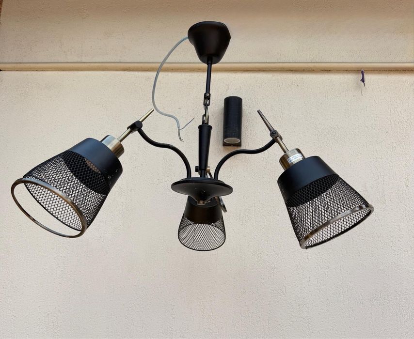 de vanzare Lustre 3 bucati (50 lei bucata!)