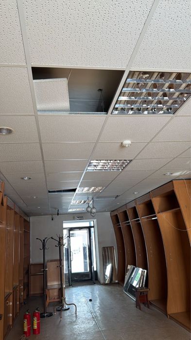 Плиточный потолок