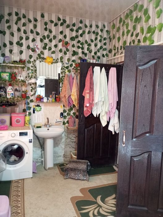 Hovli 6 sotik sotiladi yoki 3 hona domga obmen doplata blan