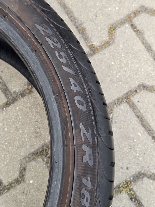 225 40 18 Pirelli