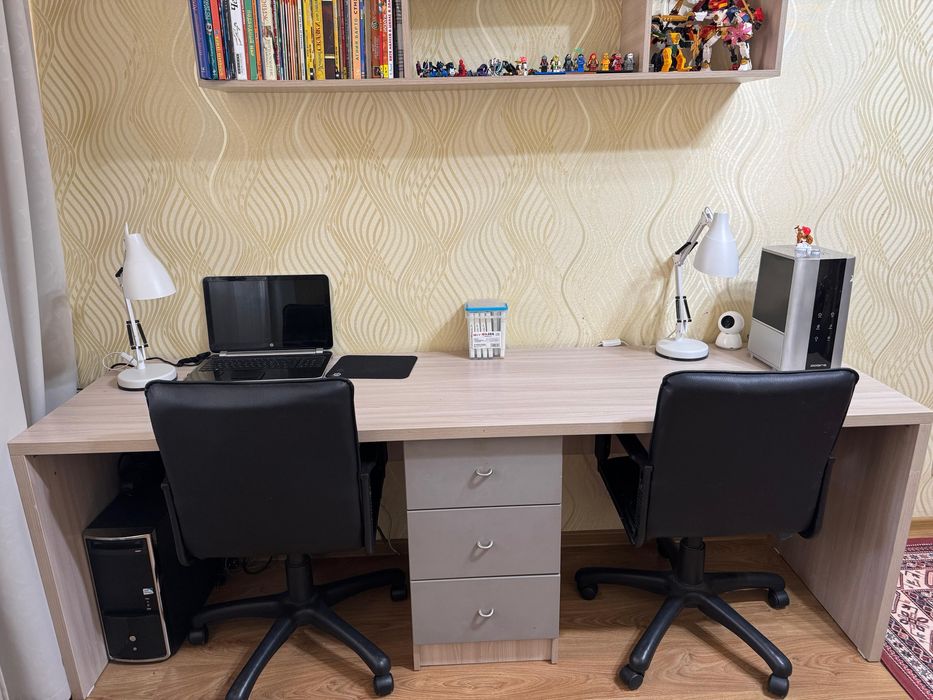 Продам гарнитур в детскую комнату