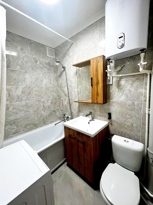 2- комнатная квартира, 4 мкр