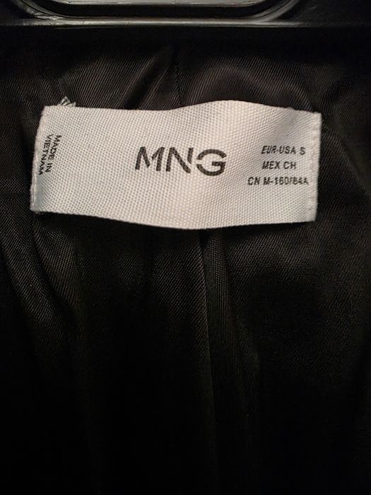 Дамско палто Mango