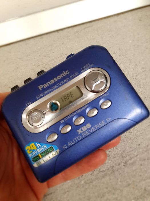 Walkman Panasonic autorevers cu radio rq-e30v