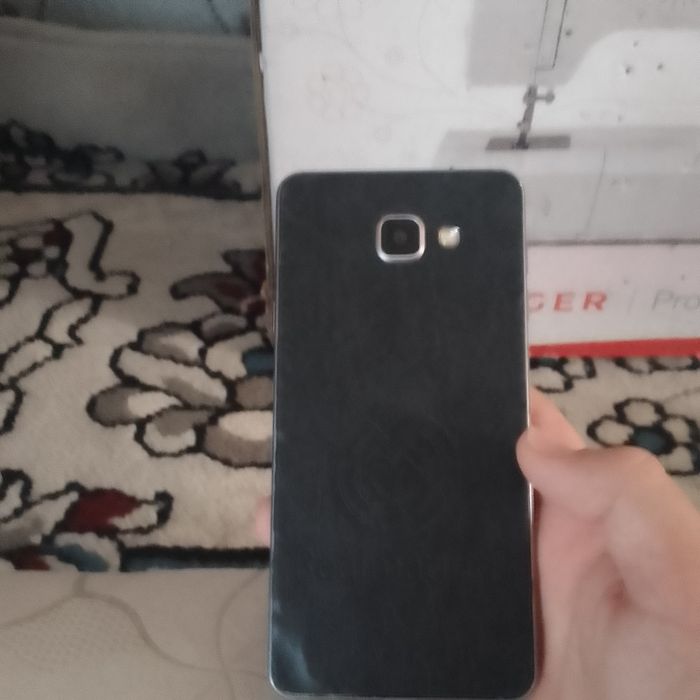 Samsung a7 sotiladi